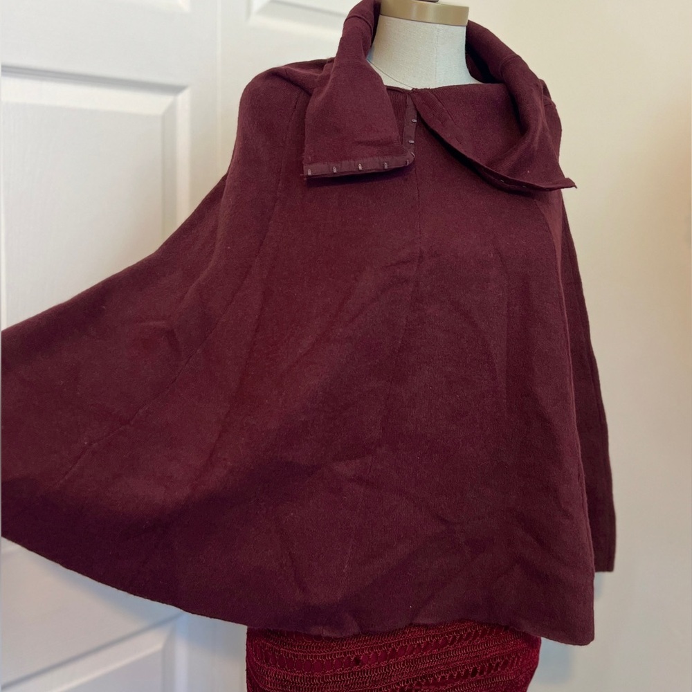 Eva Mendez New York and Company Heavy weight Knit Cape